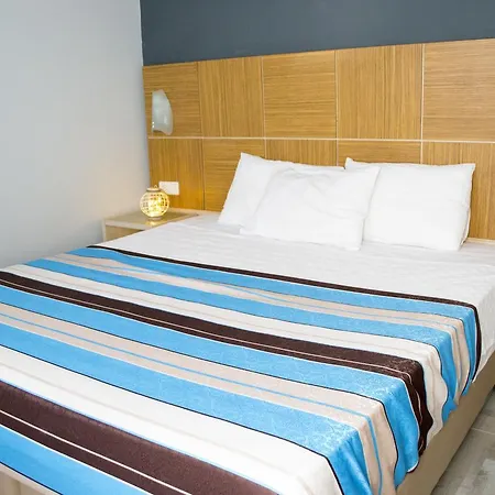 Tas Ev Suites Aparthotel