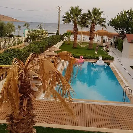 Aparthotel Tas Ev Suites